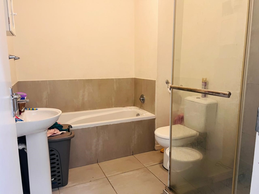 2 Bedroom Property for Sale in Parklands Western Cape